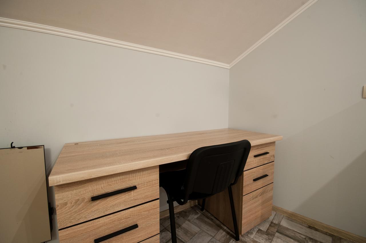 אוזהורוד Wonderful Flat On City Center מראה חיצוני תמונה